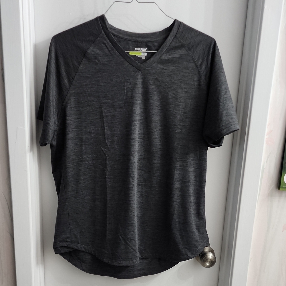 Murano Gray Short Sleeve Tee Athletic Style